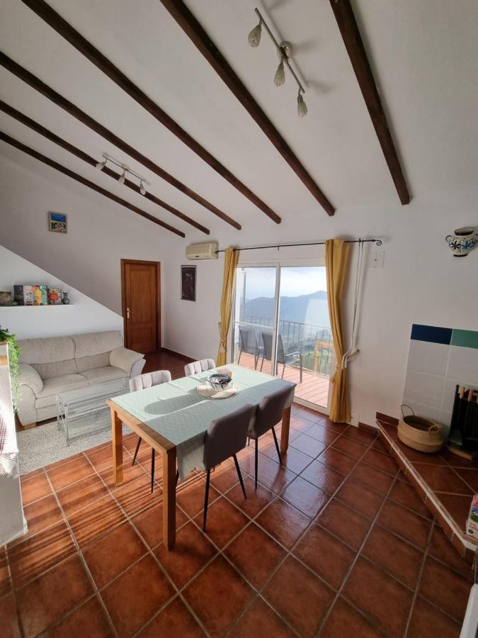 Lovely 2 Bed Apartment With Stunning Views & Pool Cómpeta Exteriér fotografie